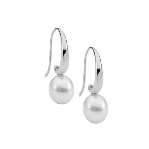 Ellani Sterling silver earrings set with freshwater pearl