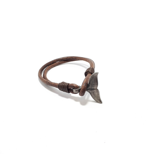 BROWN LEATHER WHALE TAIL BRACELET