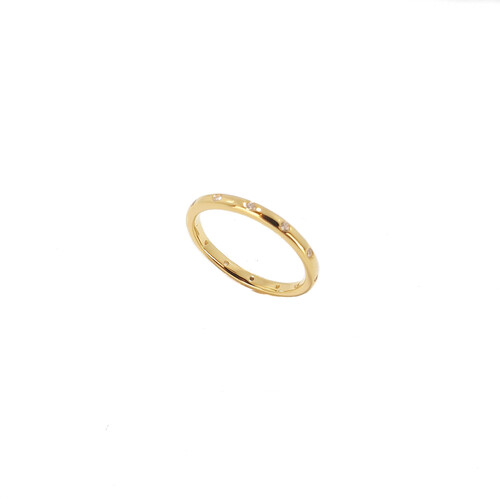 YELLOW GOLD SCATTERED CZ RING